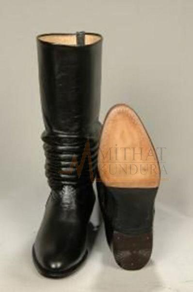 koruklu-cizme-acizka